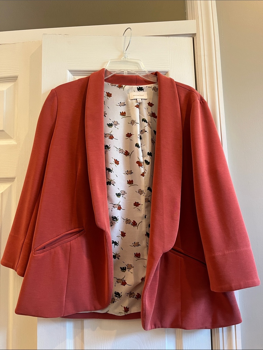 Skies Are Blue Coral-Red Open-Front Blazer with Floral Lining